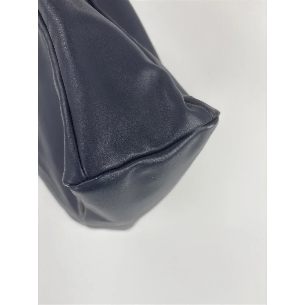 J Jill Leather Shoulder Bag Tote Classic Navy Blue Purse Quiet Luxury Hobo